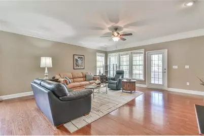 5907 Chimney Rock Drive, Hoschton, GA 30548 - Photo 19