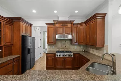 3045 Stone Gate Drive, Atlanta, GA 30324 - Photo 19
