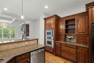 3045 Stone Gate Dr, Atlanta, GA 30324 - Photo 23