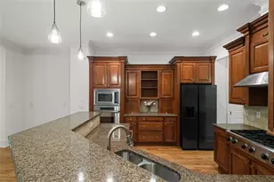 3045 Stone Gate Dr, Atlanta, GA 30324 - Photo 21