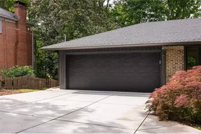 2673 Cosmos Drive NE, Atlanta, GA 30345 - Photo 41
