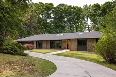 2673 Cosmos Drive NE, Atlanta, GA 30345 - Photo 43