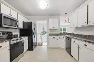1314 Jered Ct, Sugar Hill, GA 30518 - Photo 11