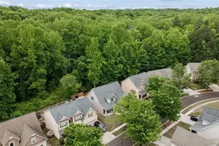 4243 Creekrun Cir, Buford, GA 30519 - Photo 17