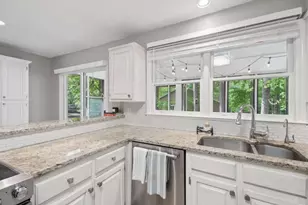 105 Sweetwood Way, Roswell, GA 30076 - Photo 19