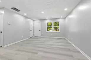378 Crane Dr, Lawrenceville, GA 30046 - Photo 7