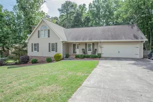 17 Mountain Oaks Dr, Carrollton, GA 30116 - Photo 1