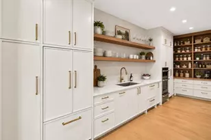 4671 E Conway Dr NW, Atlanta, GA 30327 - Photo 9
