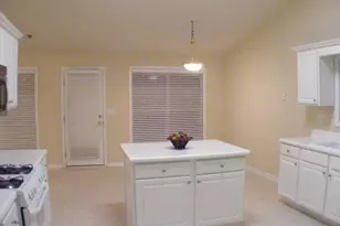 2472 Merrion Park Ct, Dacula, GA 30019 - Photo 9