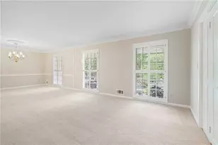 4670 Windsor Dr SW, Smyrna, GA 30082 - Photo 9