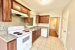 829 Store House Ct, Monroe, GA 30655 - Photo 5