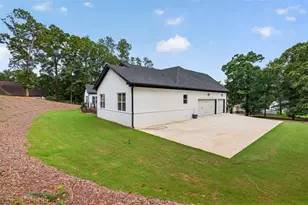 505 Old Collins Rd, Hoschton, GA 30548 - Photo 3