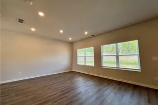 101 Lavender Cir, Calhoun, GA 30701 - Photo 5