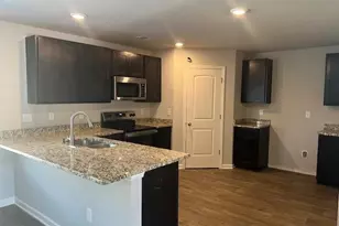 627 Overlook Rd, Covington, GA 30014 - Photo 3