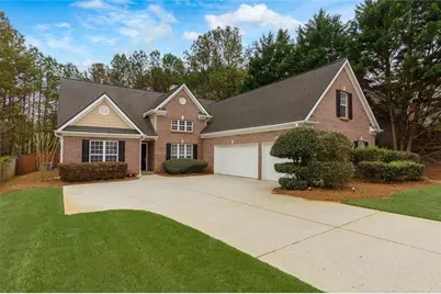 4003 Suwanee Place Drive, Suwanee, GA 30024 - Photo 3