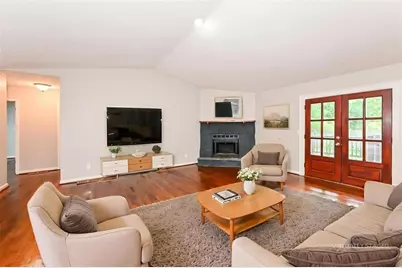 5704 Woodvalley Trace, Norcross, GA 30071 - Photo 5