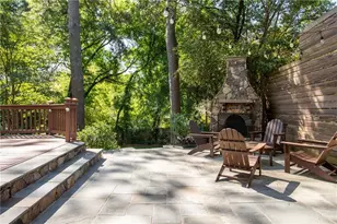 374 Lofton Rd NW, Atlanta, GA 30309 - Photo 29