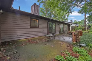 5025 Stoney Point Cir, Stone Mountain, GA 30088 - Photo 17