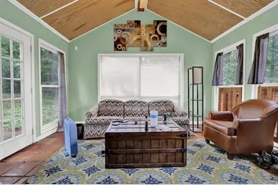 5025 Stoney Point Circle, Stone Mountain, GA 30088 - Photo 7