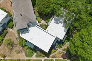 1367 Chalmette Dr NE, Atlanta, GA 30306 - Photo 35