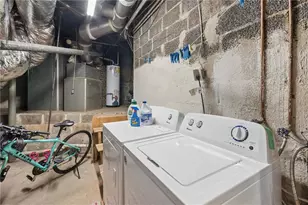 1367 Chalmette Dr NE, Atlanta, GA 30306 - Photo 27