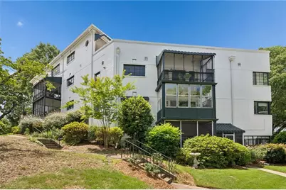1367 Chalmette Drive NE, Atlanta, GA 30306 - Photo 37