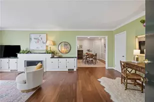 1367 Chalmette Dr NE, Atlanta, GA 30306 - Photo 7