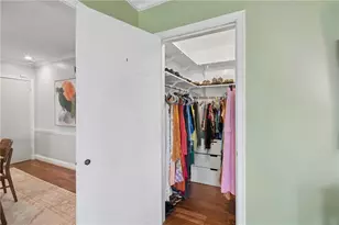 1367 Chalmette Dr NE, Atlanta, GA 30306 - Photo 23