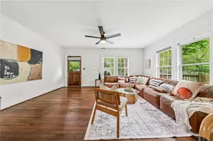 1077 Birch St SW, Atlanta, GA 30310 - Photo 7