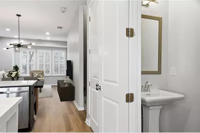615 Broadview Place NE, Atlanta, GA 30324 - Photo 31