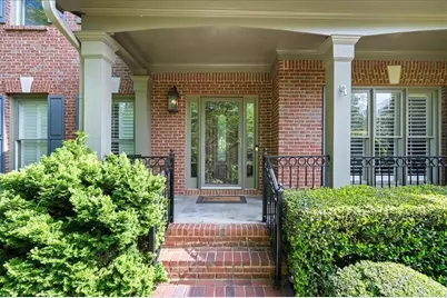 525 Woodmoore Court, Atlanta, GA 30342 - Photo 3