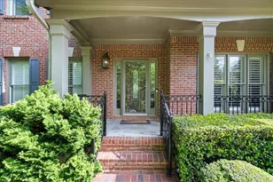 525 Woodmoore Ct, Atlanta, GA 30342 - Photo 3