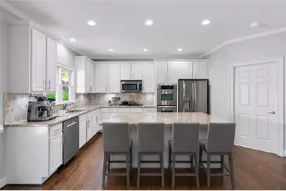 525 Woodmoore Court, Atlanta, GA 30342 - Photo 19