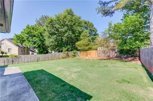 1995 Watercrest Cir, Lawrenceville, GA 30043 - Photo 37