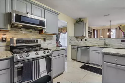 5870 Sunflower Court, Ellenwood, GA 30294 - Photo 3
