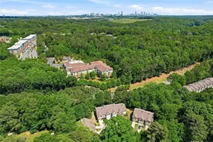 1605 Jackson Trace Ct, Atlanta, GA 30318 - Photo 29