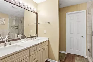 1605 Jackson Trace Ct, Atlanta, GA 30318 - Photo 17