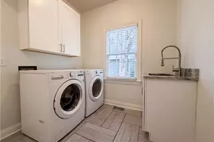 2298 Camden Dr SW, Marietta, GA 30064 - Photo 21