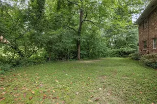 1911 Alderbrook Rd NE, Atlanta, GA 30345 - Photo 33
