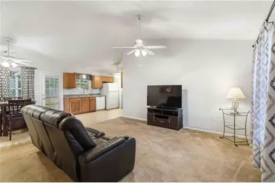 440 Shenandoah Court, Winder, GA 30680 - Photo 3