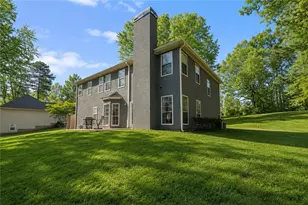 231 Barrington Farms Pkwy, Sharpsburg, GA 30277 - Photo 3