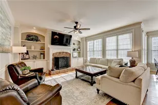 7051 Dove Point Ln, Hoschton, GA 30548 - Photo 23