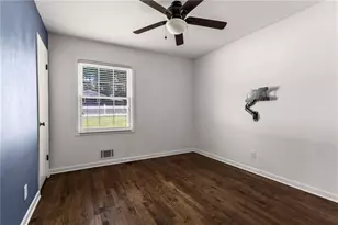 4200 Admiral Dr, Atlanta, GA 30341 - Photo 23