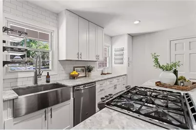 4200 Admiral Drive, Atlanta, GA 30341 - Photo 13