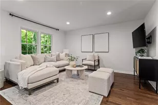 4200 Admiral Dr, Atlanta, GA 30341 - Photo 5