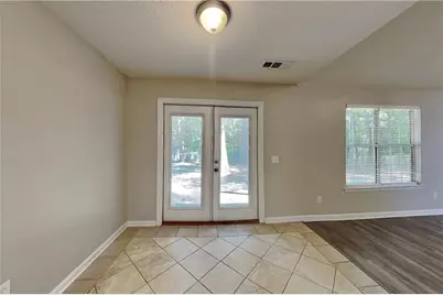 8435 Sapphire Lane, Gainesville, GA 30506 - Photo 17