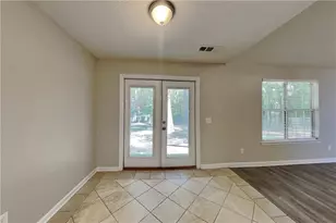 8435 Sapphire Ln, Gainesville, GA 30506 - Photo 17