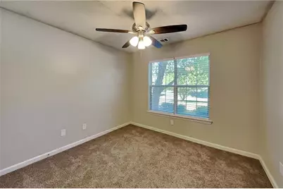 8435 Sapphire Lane, Gainesville, GA 30506 - Photo 11