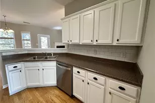 2403 Walnut Tree Ln, Buford, GA 30519 - Photo 3