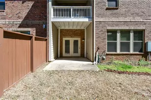 123 Barkley Ln, Atlanta, GA 30328 - Photo 15